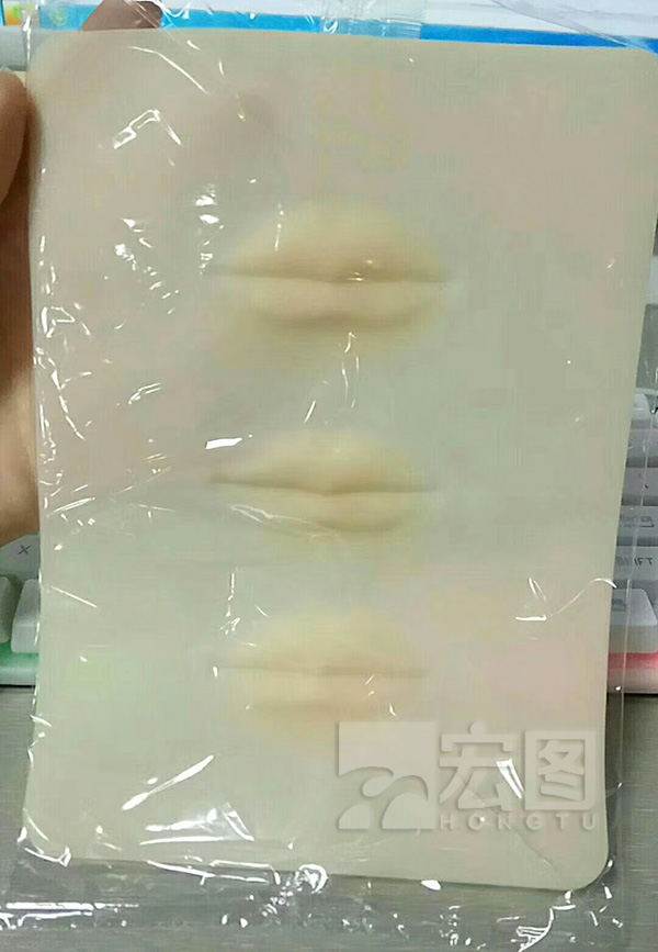 仿真唇部硅胶皮